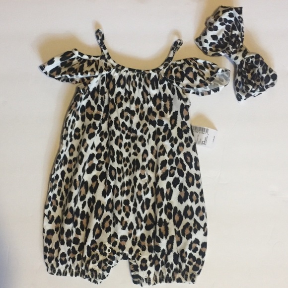 The Children's Place Other - The Children’s Place Outfit Size 3-6 months NEW